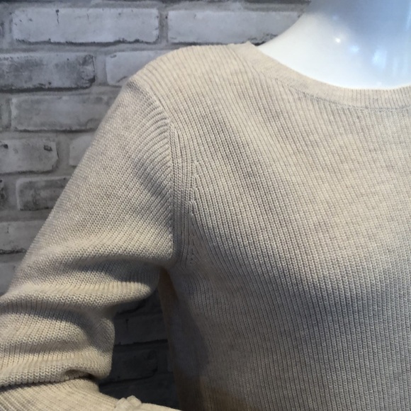 Olivia Warren tan cotton poly blend ribbed knit sweater wide pleated sleeve - Picture 3 of 9